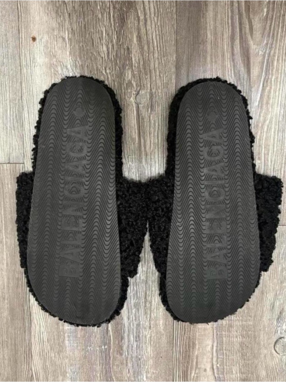 Balenciaga slides - Picture 2 of 2